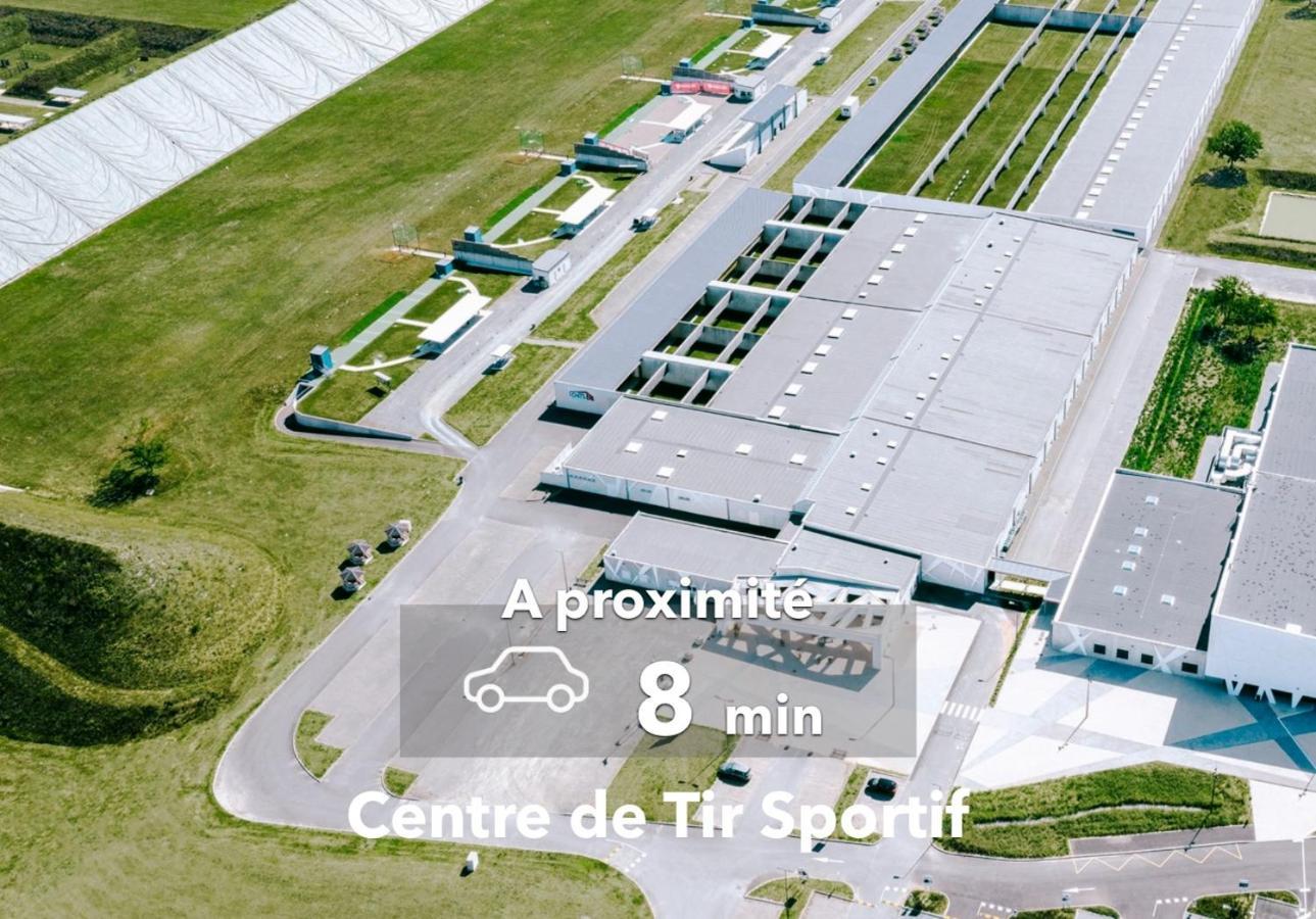 Le Studio Design ⸱ Stationnement Gratuit ⸱ Fibre Déols Zewnętrze zdjęcie